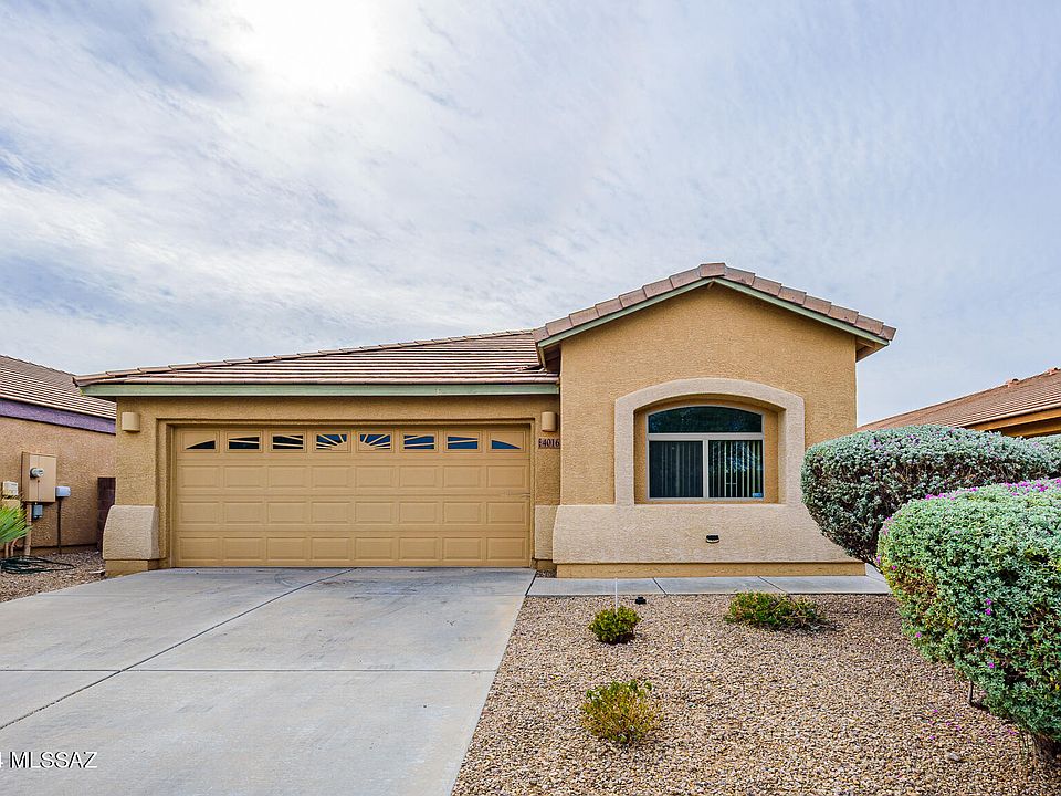 1st image of 4016 E Coolbrooke Dr