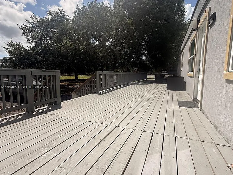 820 N Trebol St — Photo 2