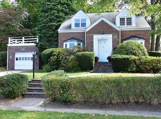 120 Saint Johns Ave, Yonkers, NY 10704