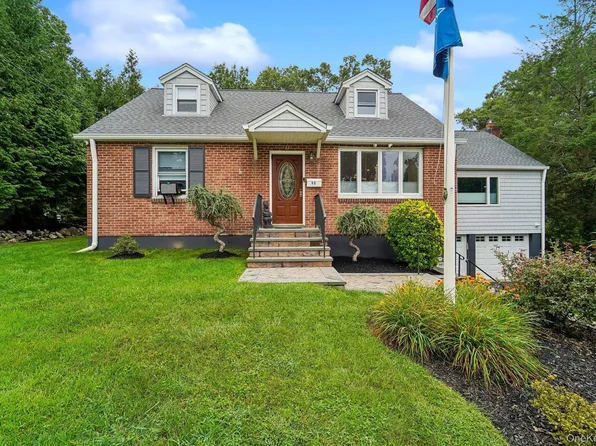 11 Fairview Place, Suffern, NY 10901