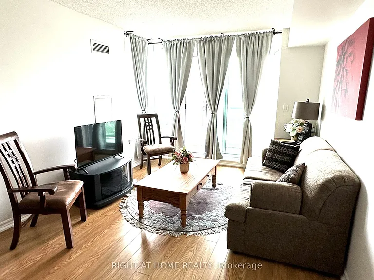 17 Barberry Pl #2211 — Photo 11