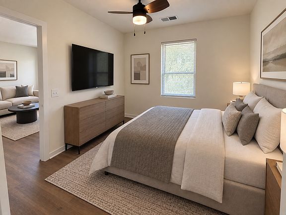 5th image of 22013 Springbrook Ave #6