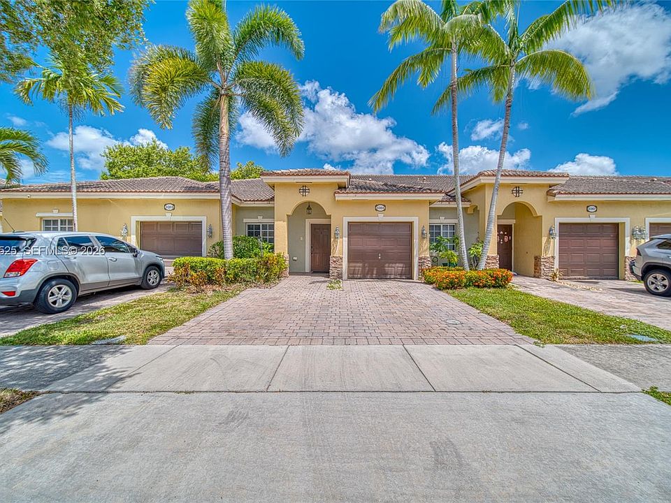 1st image of 3365 NE 11th Dr #3365