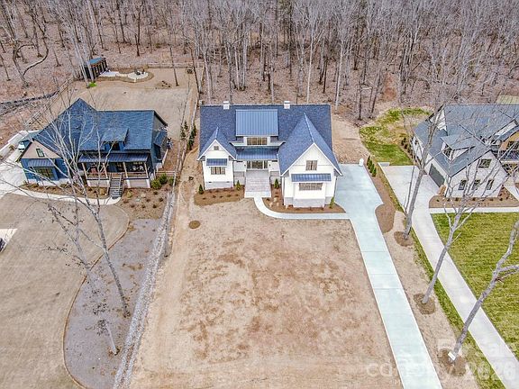 3rd image of 4453 Brancer Ln #4