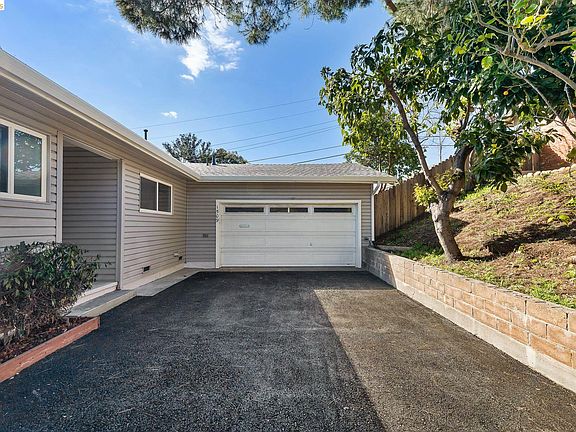 5th image of 1509 Lassen Ct