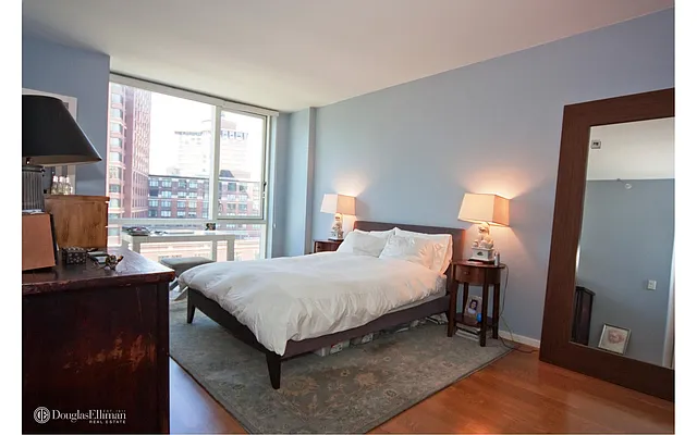 Rented by Douglas Elliman | media 8