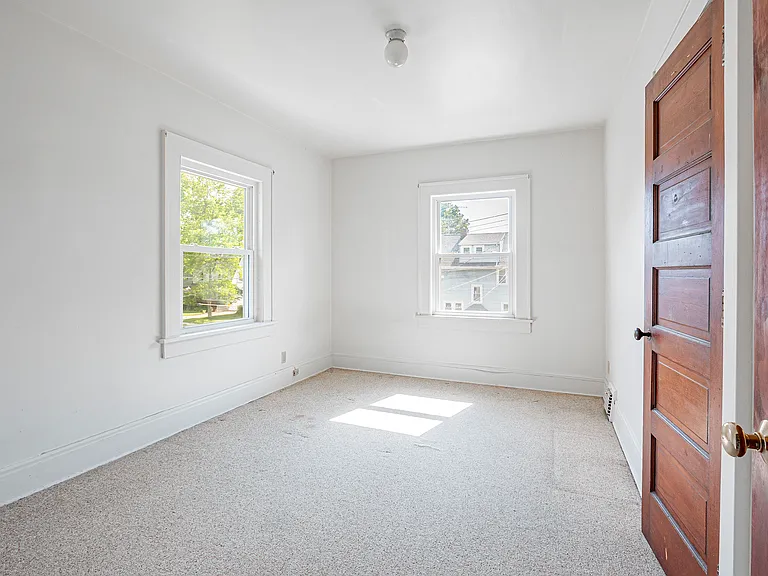 507 Grant Ave — Photo 12