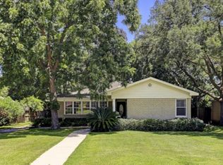 8823 Linkmeadow Ln, Houston, TX 77025