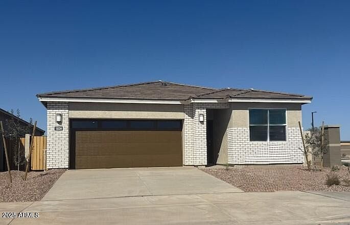 1st image of 18334 W Desert Hollow Drive