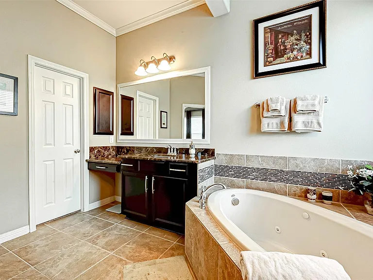 4311 Madera Creek Ln — Photo 31