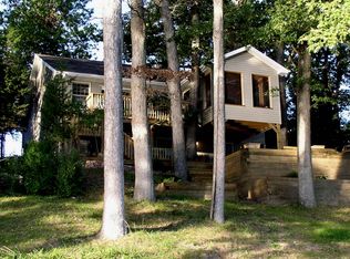 1006 Parkside Hill Dr, Galesburg, IL 61401