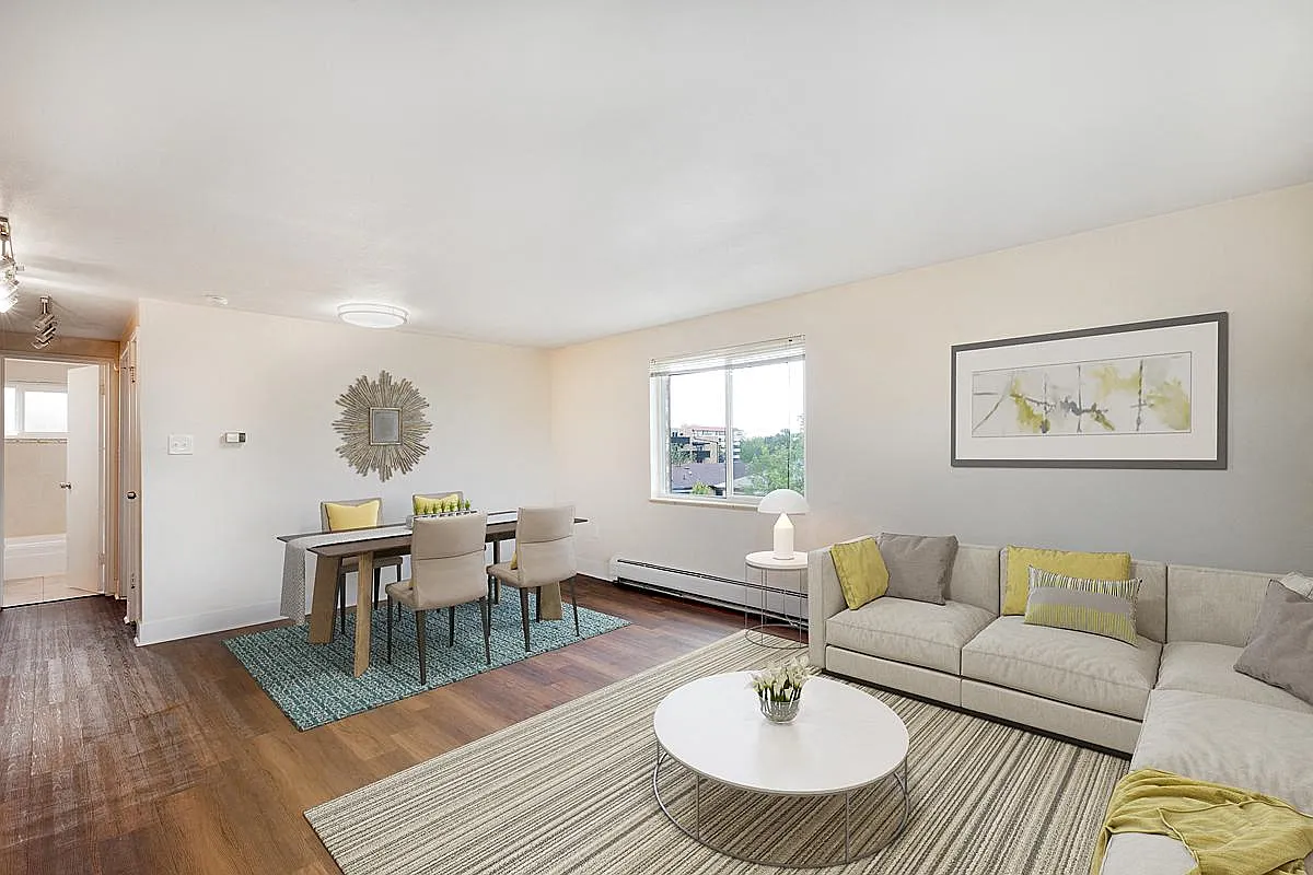 15 Washington — Photo 1