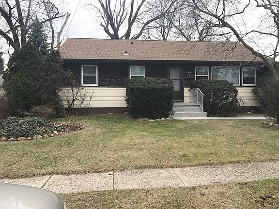 2nd image of 8426 Eden Ln