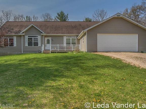 2nd image of 21151 Lone Oak Dr