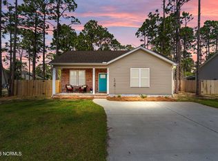 66 N Shelby Rd, Southport, NC 28461