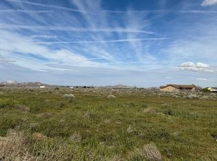 Elder Ave, Rosamond, CA 93560