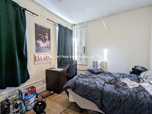5th image of 54 Egmont St #22