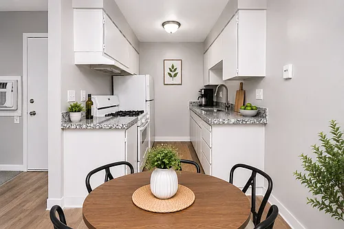 Magnolia Place Photo 1