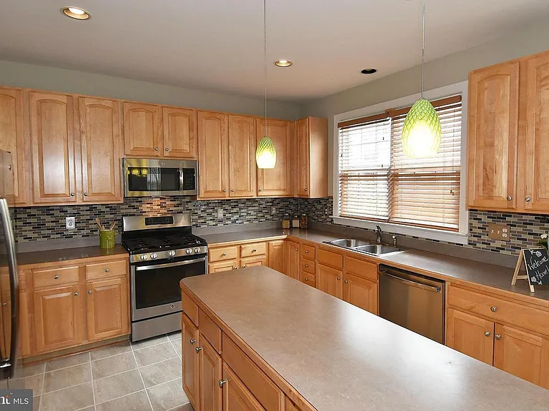 4281 Kearny Ln — Photo 6