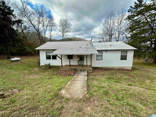 219 Fulton Gap Rd, Sylacauga, AL 35150