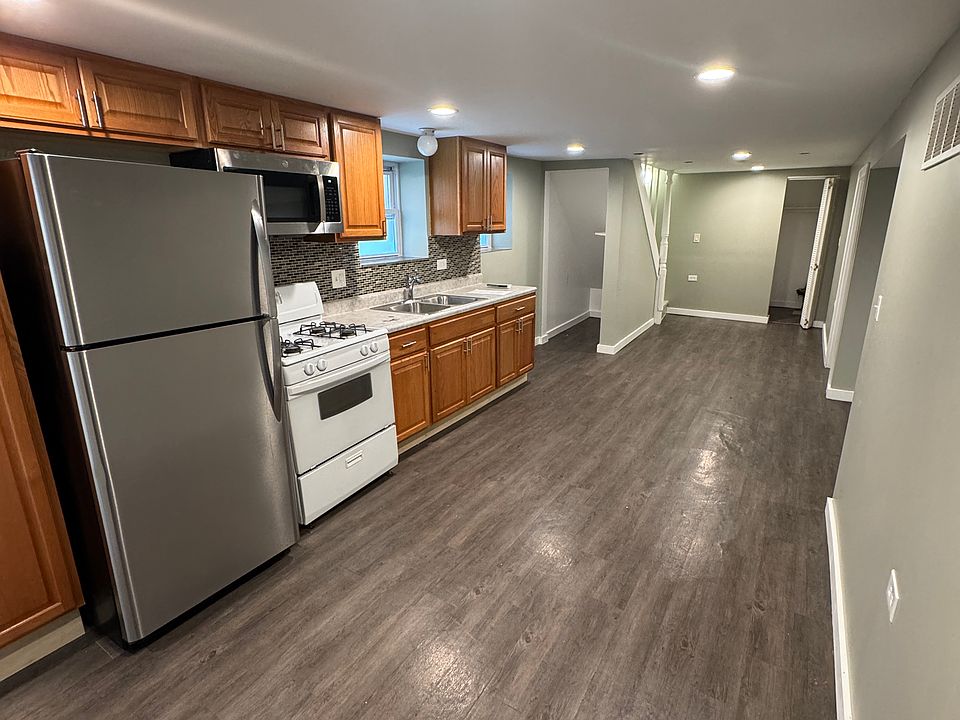 1st image of 4941 N Menard Ave #3