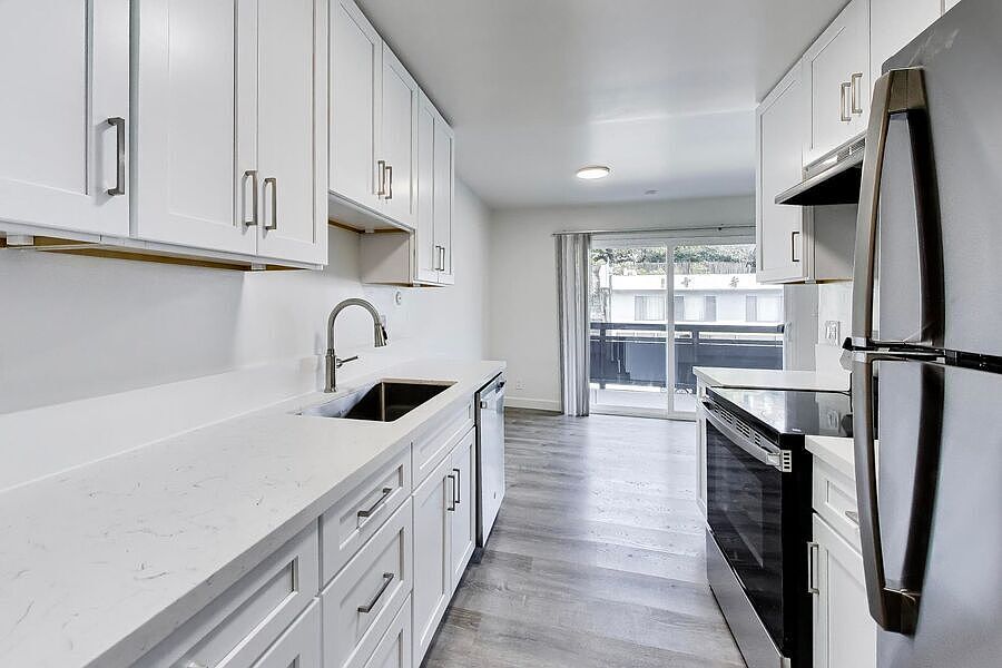 1st image of 2820 Park Blvd #108