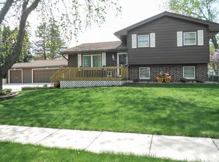 1003 E Thornton Ave, Des Moines, IA 50315