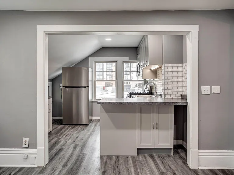 3007 Irving Ave S #3 — Photo 3