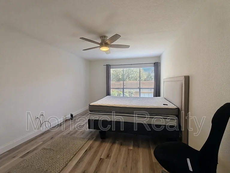 1810 NW 23rd Blvd #165 — Photo 23
