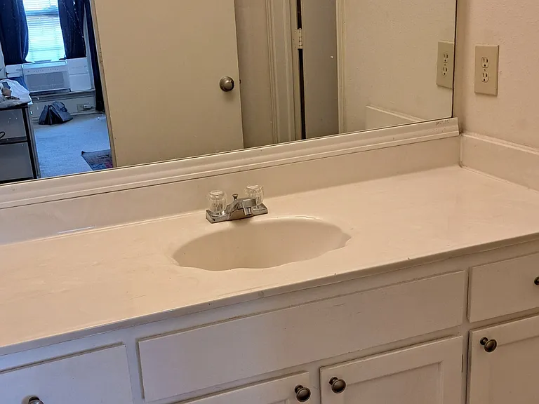 109 Peachtree Ct #B — Photo 21