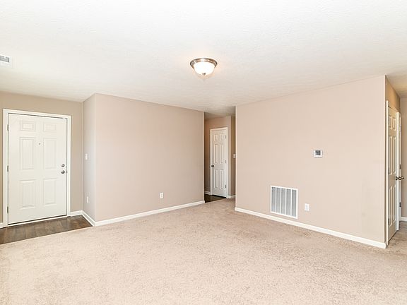 4th image of 4033 Tahoe Dr