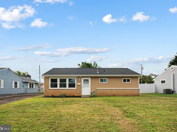 906 Stephen Ave, Croydon, PA 19021