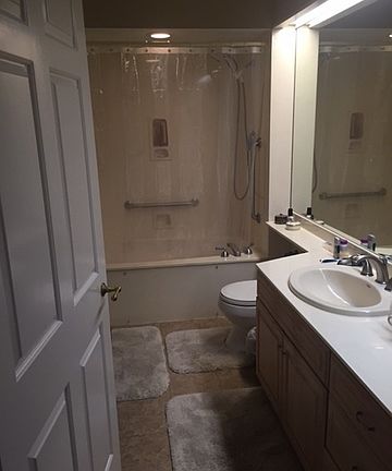 4th image of 1 Towers Park Ln APT 518