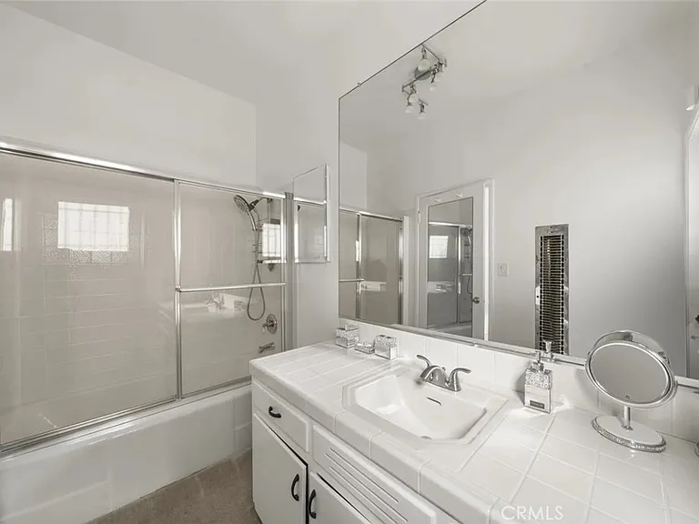 31877 Circle Dr — Photo 45