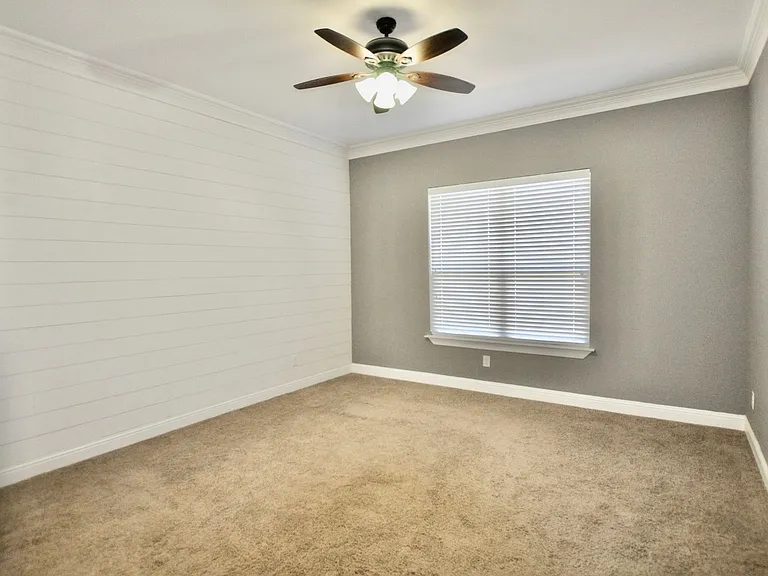 2529 Elk Hollow Ln — Photo 9