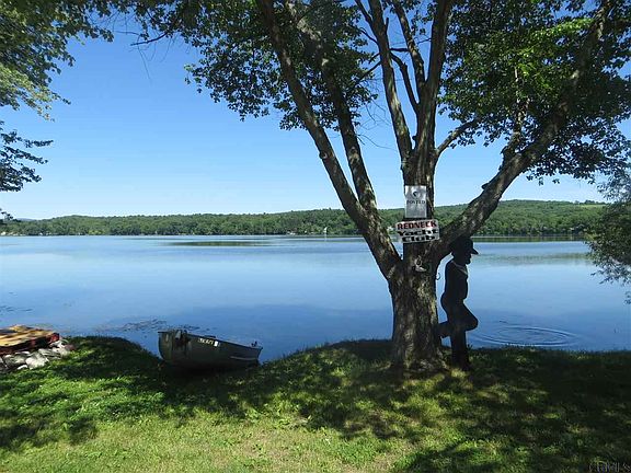 3rd image of 227 County Route 7