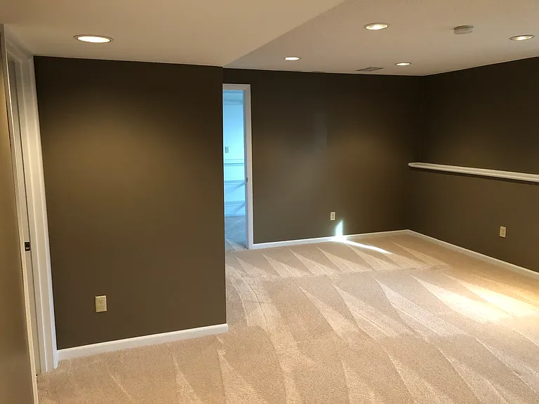 4900 Independence St — Photo 48