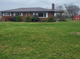 26 Hickory Grade Rd, Cecil, PA 15321