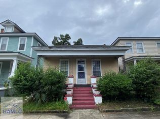 629 W 36th St, Savannah, GA 31415