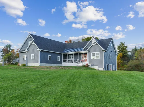 16 Dore Drive, Gorham, ME 04038