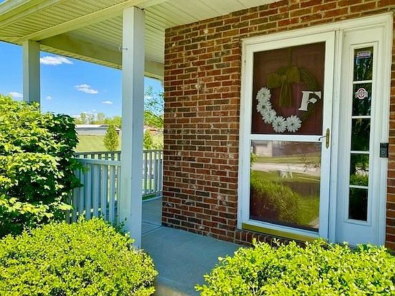 4th image of 215 Green Knoll Dr