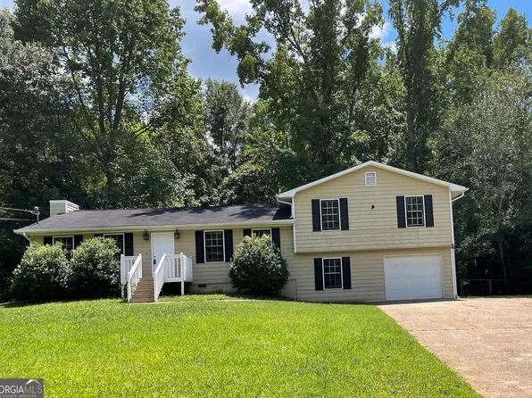 220 Freestone Dr, Newnan, GA 30265