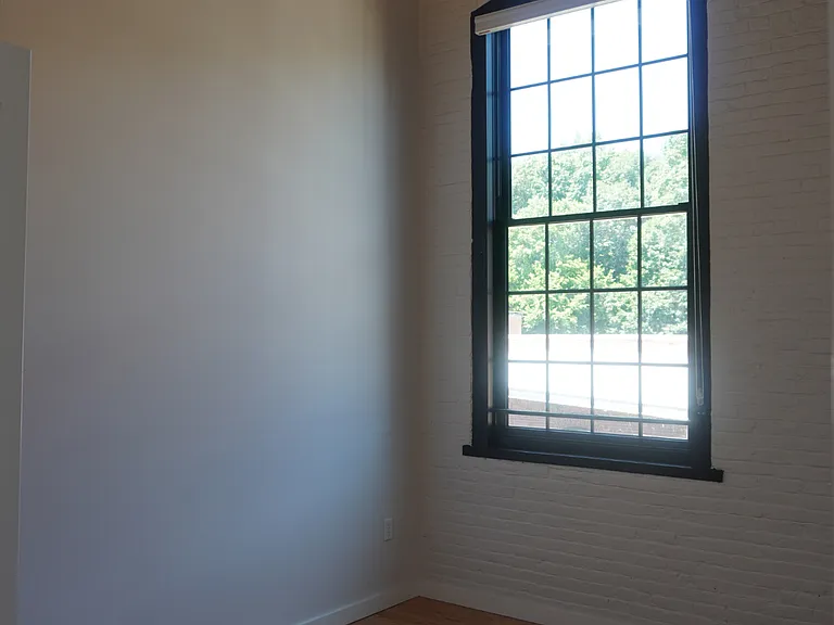 316 Main St #1 — Photo 10