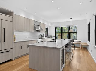 96 Henry St #1, Cambridge, MA 02139