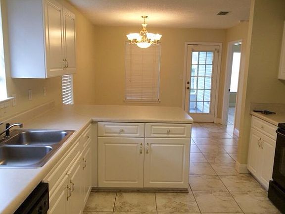 5th image of 781 Pearl Sand Dr