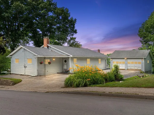 6 Ridge Road, Bowdoinham, ME 04008