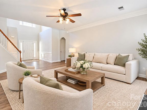 5th image of 5240 Ellie Ct