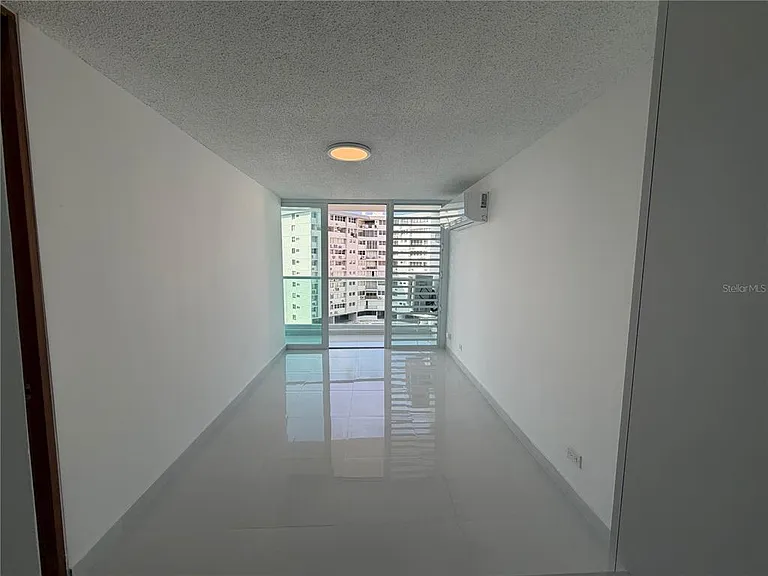 670 McKinley #9 — Photo 3
