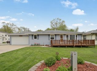 2409 W John St, Champaign, IL 61821