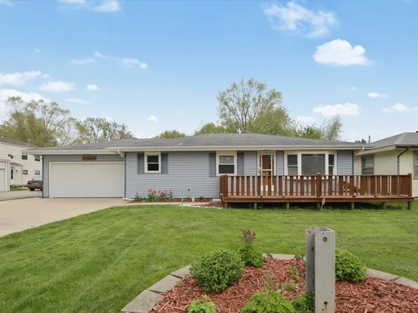 2409 W John St, Champaign, IL 61821